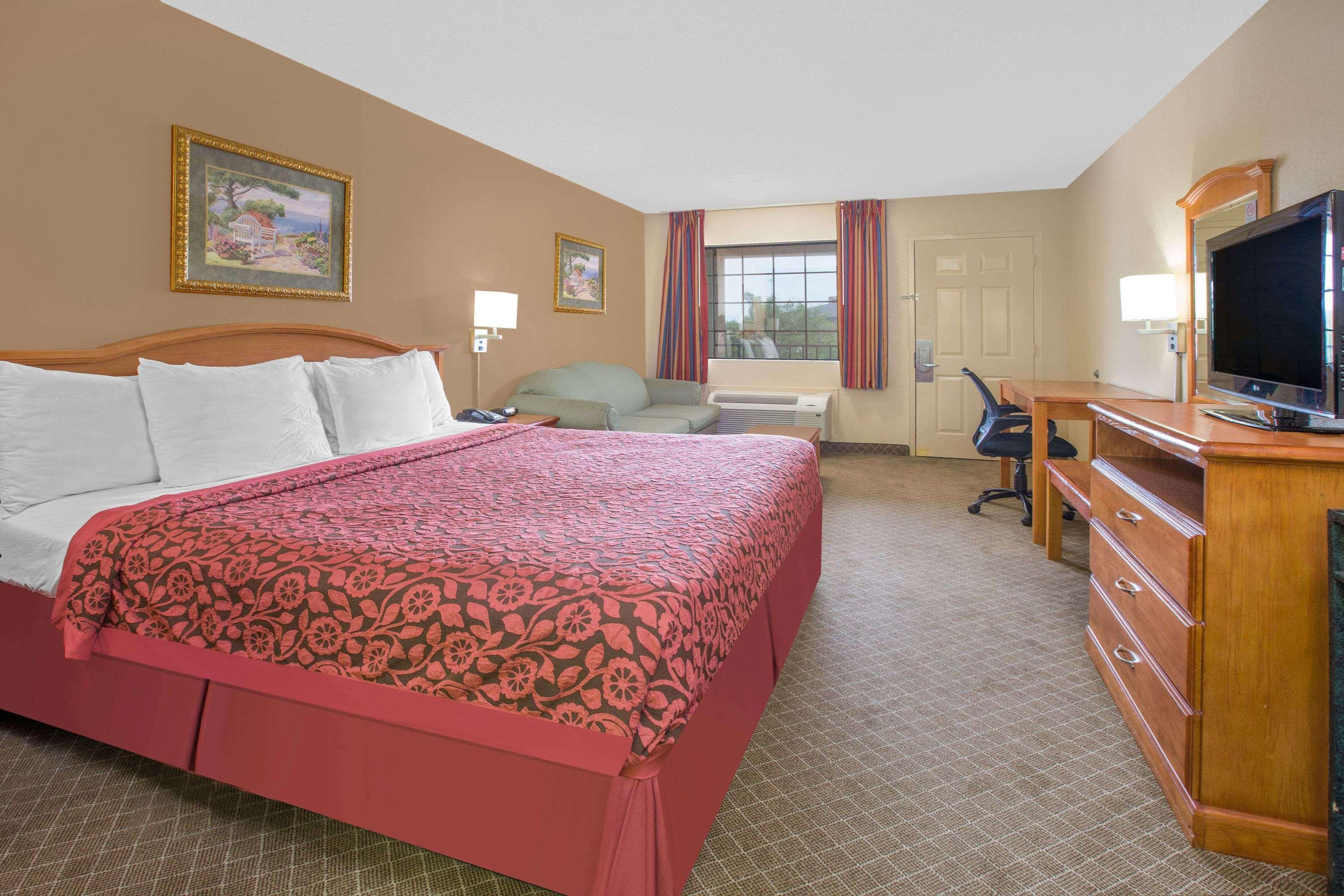 Days Inn By Wyndham Ruston La Exterior foto